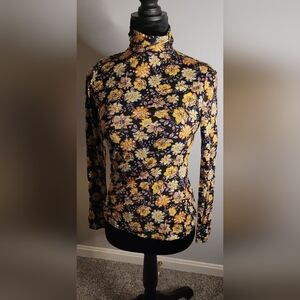 AQUA Floral High-Neck Women's Top. Size S. MSRP $48 NWT